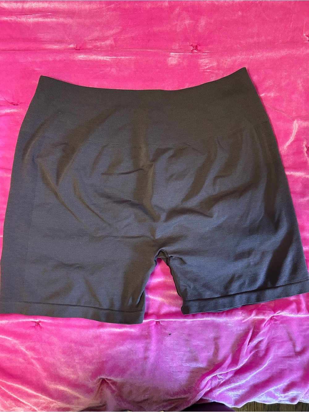 Amplify shorts
